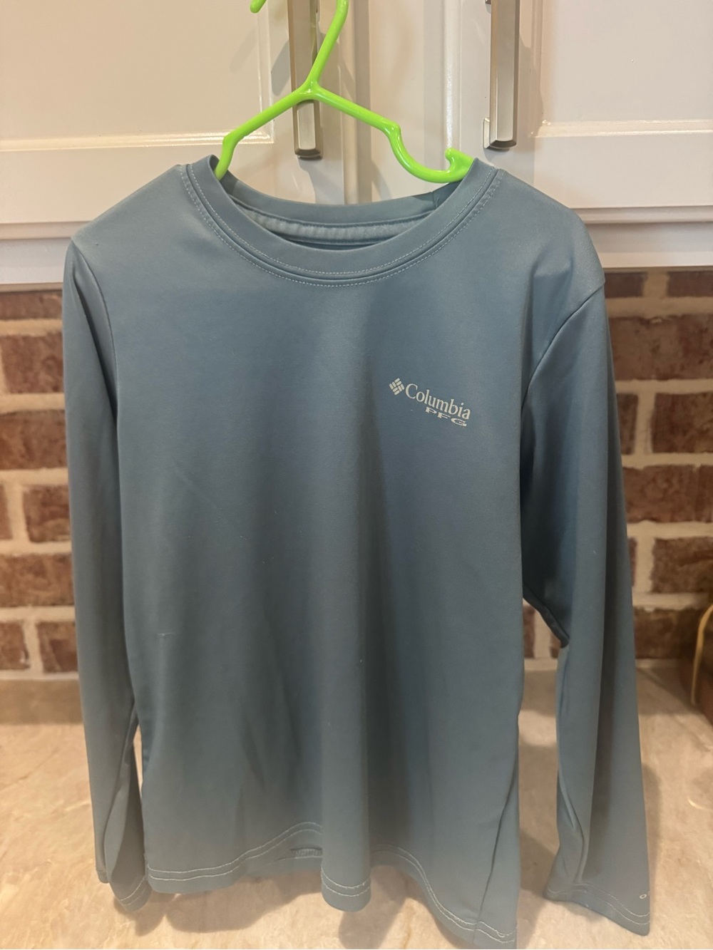 Columbia Long Sleeve Performance Tee - Light Olive Green